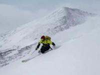 Evigvarende ski med kjerne av tre
