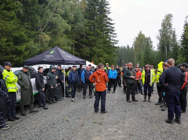 Nærmere 200 hogstmaskin- og lassbærerførere deltok på høstens tre entreprenørsamlinger. Der sto kantsoner øverst på agendaen.