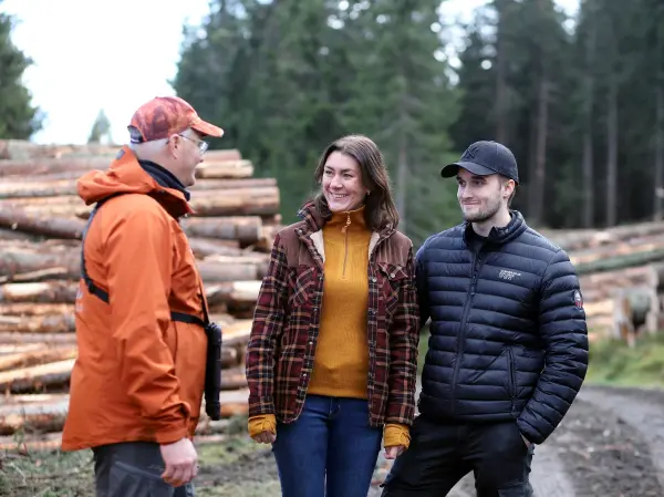 Skogfond er nøkkelen til lønnsomt skogbruk. Les hvordan ordningen fungerer, hva midlene kan brukes til og hvordan det reduserer din reelle kostnad ved investeringer.