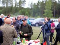 God stemning på skogkveld på Eggemoen