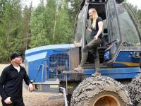 På hjul med Vilde i skogen