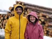 Heidi og Egil tok imot politikere i skogen