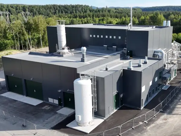 Snart starter Vow Green Metals driften av en av Europas største biokarbonfabrikker i Treklyngen Industripark på Hønefoss. Synergieffekten blir viktig dersom Billerud Viken ser dagens lys.